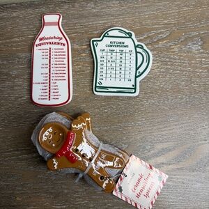 Target Bullseye Gingerbread Measuring Spoons 4 Ct & Baking Conversion Magnet Set
